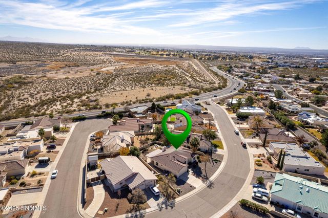 3916 Tiger Woods Drive, Las Cruces, NM 88011