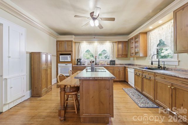 1705 US 52 Highway N, Albemarle, NC 28001