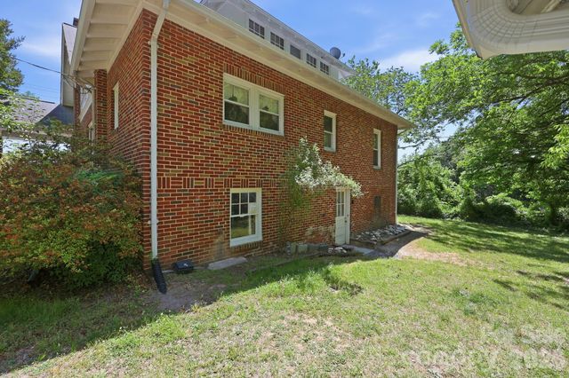 1705 US 52 Highway N, Albemarle, NC 28001