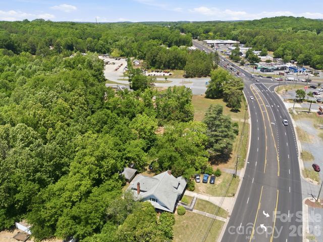 1705 US 52 Highway N, Albemarle, NC 28001