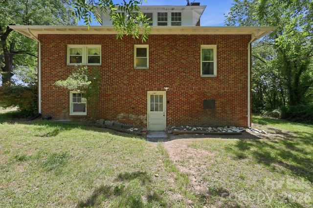 1705 US 52 Highway N, Albemarle, NC 28001