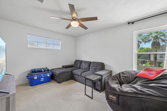 1207 Bob White Drive, Friendswood, TX 77546
