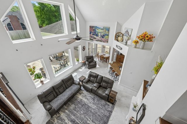 1207 Bob White Drive, Friendswood, TX 77546