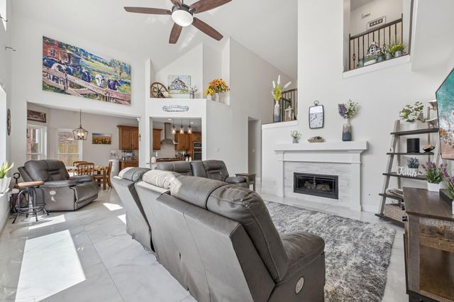 1207 Bob White Drive, Friendswood, TX 77546