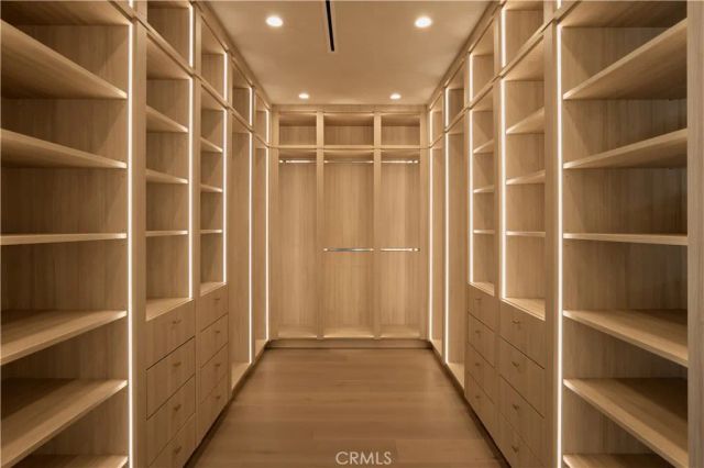 13024 Bloomfield Street, Studio City, CA 91604