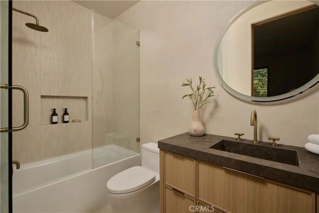 13024 Bloomfield Street, Studio City, CA 91604