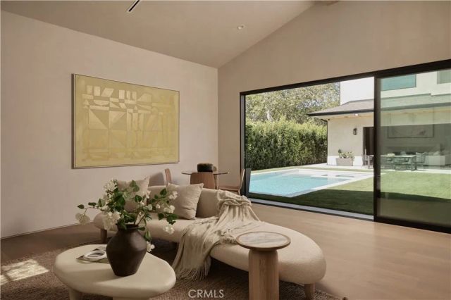 13024 Bloomfield Street, Studio City, CA 91604