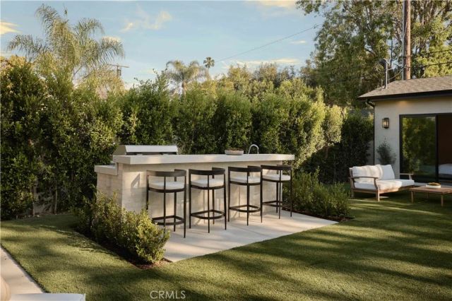 13024 Bloomfield Street, Studio City, CA 91604
