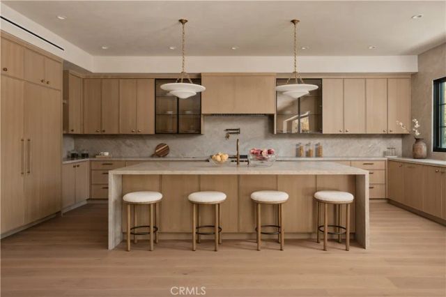 13024 Bloomfield Street, Studio City, CA 91604
