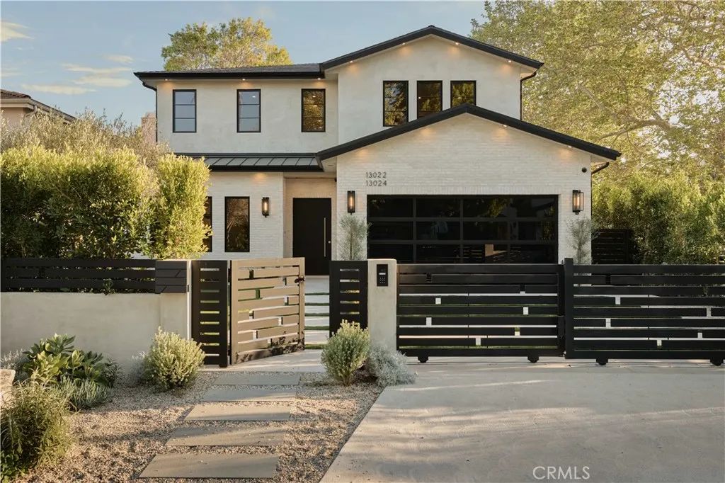 13024 Bloomfield Street, Studio City, CA 91604