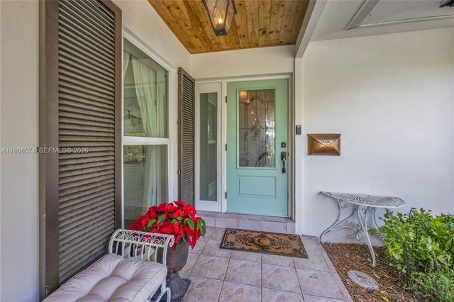 18525 SW 90th Ct, Cutler Bay, FL 33157