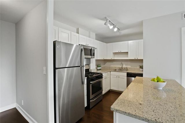 2285 Peachtree Road NE 904, Atlanta, GA 30309