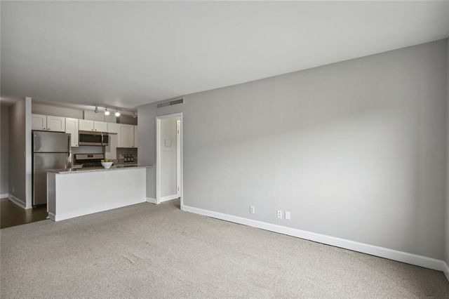 2285 Peachtree Road NE 904, Atlanta, GA 30309