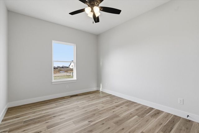 1394 N Collins Drive, Republic, MO 65738