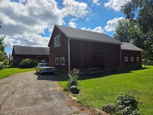 4503 Carstens Lake ROAD, Manitowoc, WI 54220