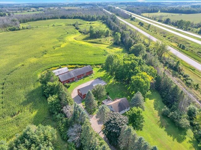 4503 Carstens Lake ROAD, Manitowoc, WI 54220