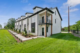 344 Sophia Rain Dr, Nashville, TN 37218