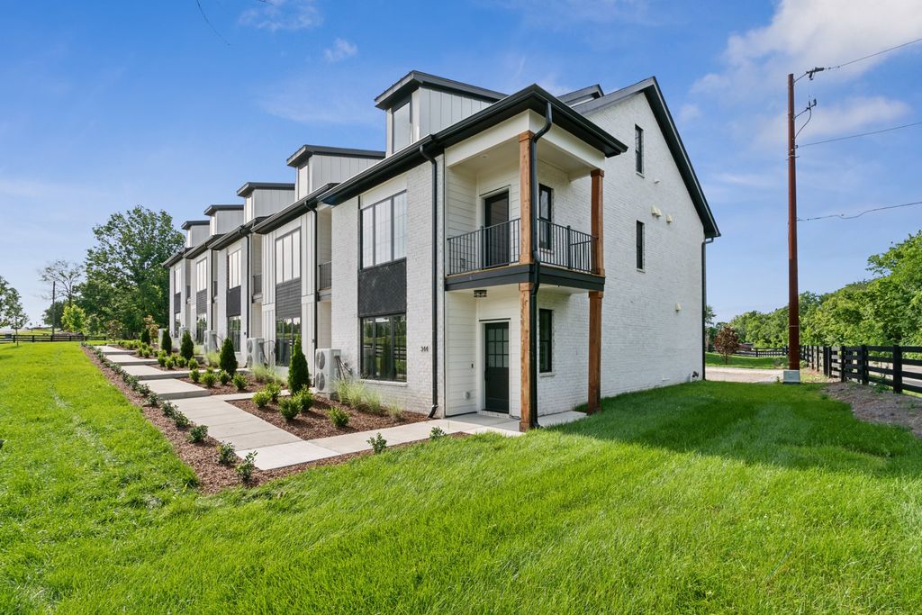 344 Sophia Rain Dr, Nashville, TN 37218