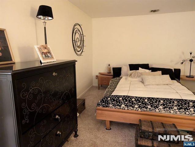 56 Hawthorne Avenue B, Park Ridge, NJ 07656