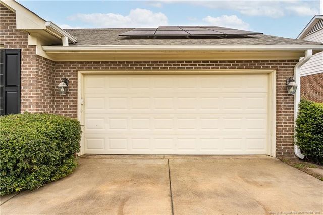 402 Roundtree Drive, Fayetteville, NC 28303