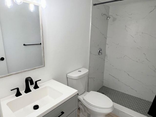 463 Lake Frances Drive 463, West Palm Beach, FL 33411