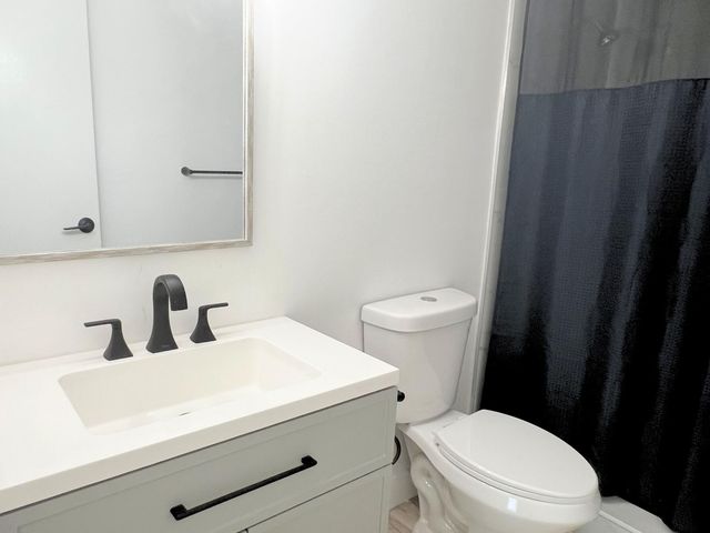 463 Lake Frances Drive 463, West Palm Beach, FL 33411