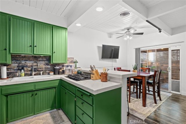 3800 Stockdale 8, Bakersfield, CA 93309