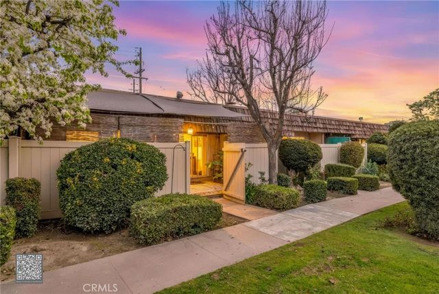 3800 Stockdale 8, Bakersfield, CA 93309