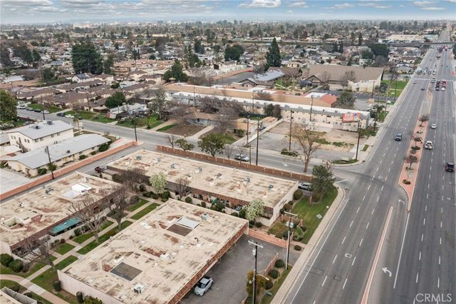 3800 Stockdale 8, Bakersfield, CA 93309