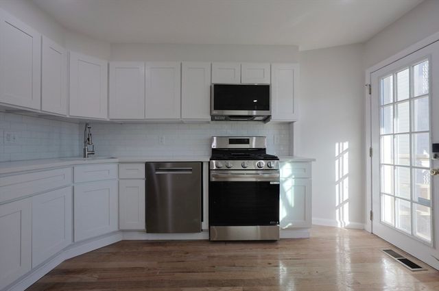 3 Appian Place single fam, Boston, MA 02128