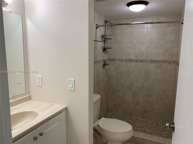 6745 SW 132nd Ave 206, Miami, FL 33183