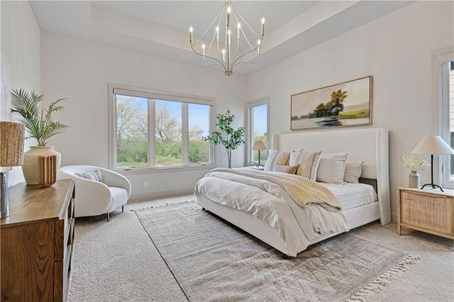 21913 W 99th Terrace, Lenexa, KS 66220