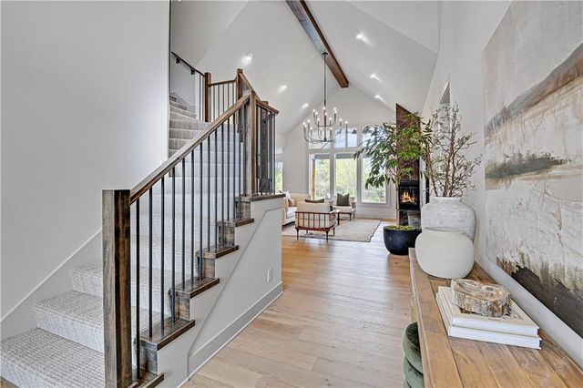 21913 W 99th Terrace, Lenexa, KS 66220