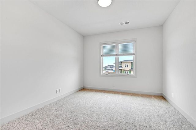 21913 W 99th Terrace, Lenexa, KS 66220