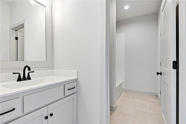 21913 W 99th Terrace, Lenexa, KS 66220