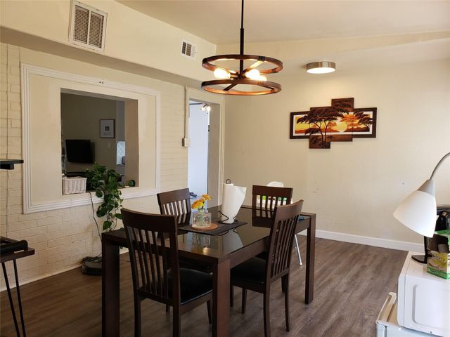 9650 Windswept Lane, Houston, TX 77063