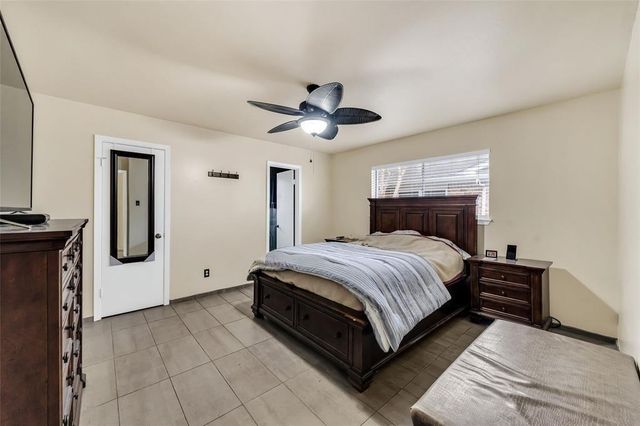 9650 Windswept Lane, Houston, TX 77063