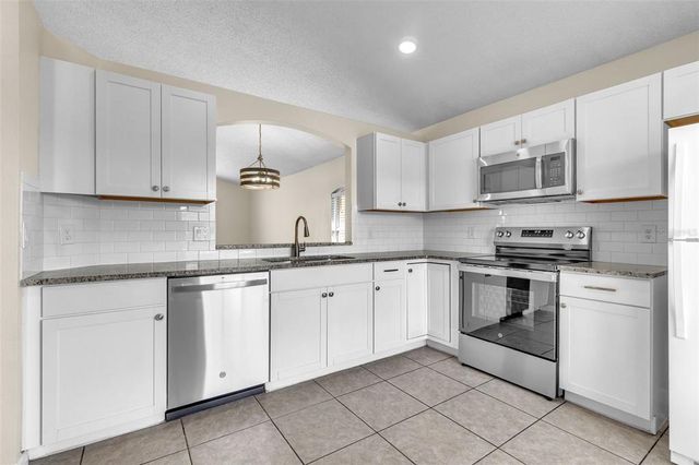 13237 GREENPOINTE DRIVE, Orlando, FL 32824