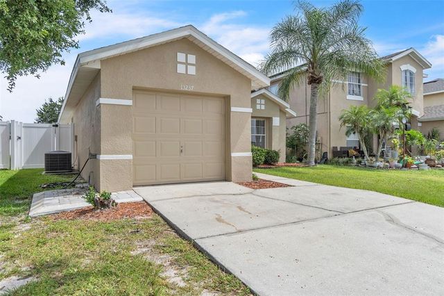 13237 GREENPOINTE DRIVE, Orlando, FL 32824