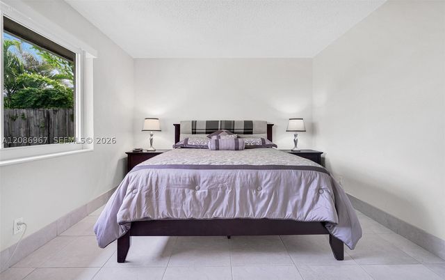 1031 SE 14th Dr, Deerfield Beach, FL 33441