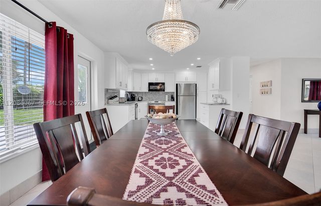 1031 SE 14th Dr, Deerfield Beach, FL 33441