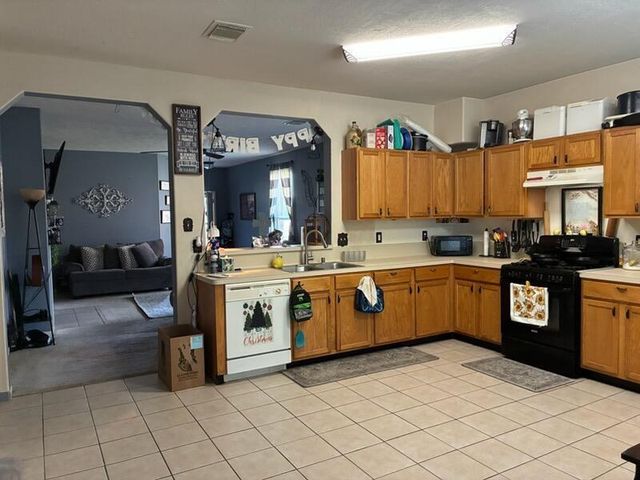 814 Slate Valley Lane, Spring, TX 77373