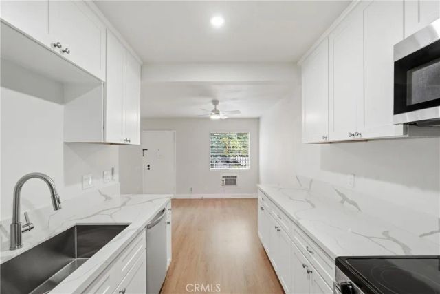 374 S Miraleste 406, San Pedro, CA 90732
