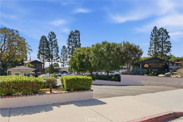 374 S Miraleste 406, San Pedro, CA 90732