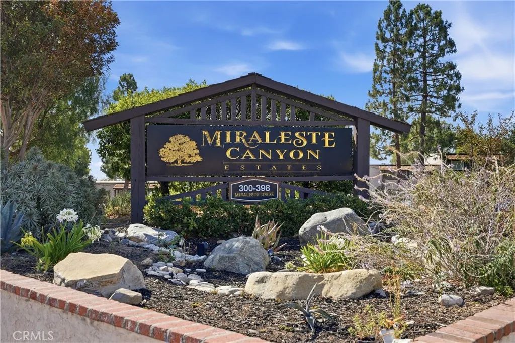 374 S Miraleste 406, San Pedro, CA 90732