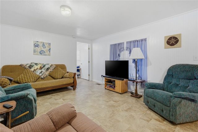 308 Fulton Ave, Rockport, TX 78382