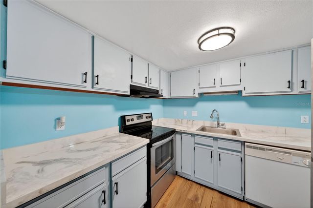 4205 S. SEMORAN BLVD 11, Orlando, FL 32822