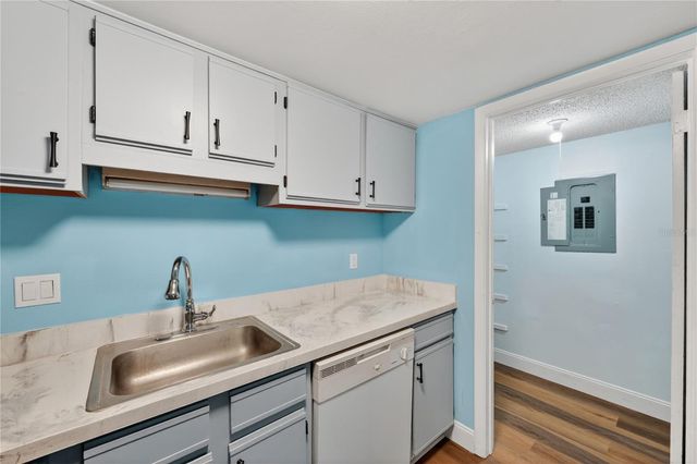 4205 S. SEMORAN BLVD 11, Orlando, FL 32822