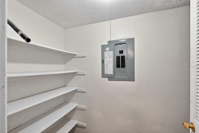 4205 S. SEMORAN BLVD 11, Orlando, FL 32822