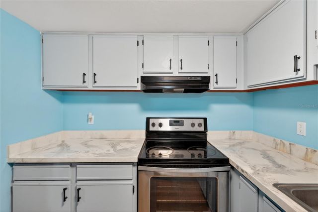 4205 S. SEMORAN BLVD 11, Orlando, FL 32822